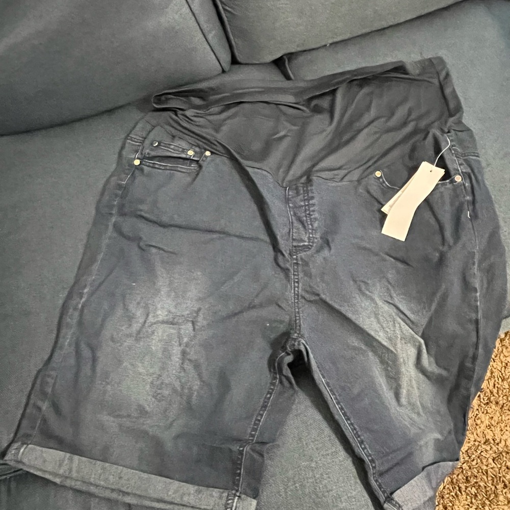 NWT Times Two Maternity Shorts